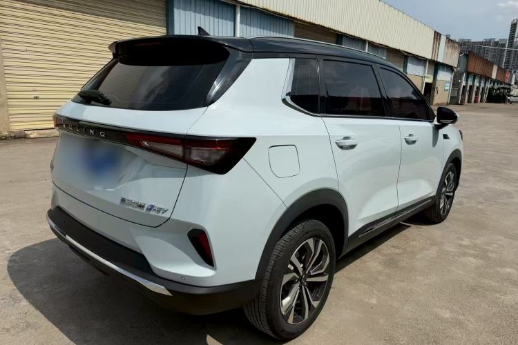 Used Wuling Asta 2022 2.0L DHT Electric-Speed Version Exterior 5
