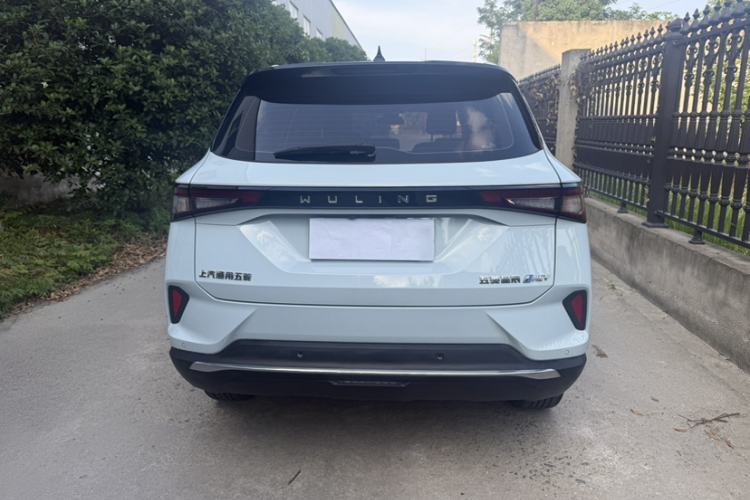 Used Wuling Asta 2022 2.0L DHT Electric-Speed Version Exterior 6