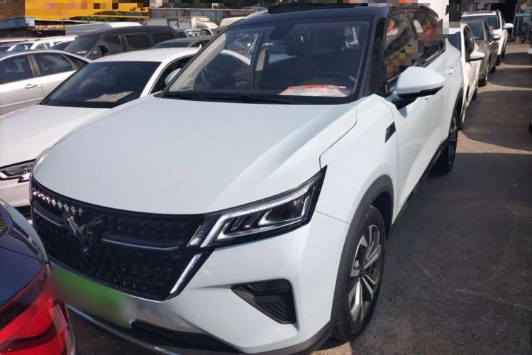 Used Wuling Asta 2022 2.0L DHT Electric-Speed Version Front