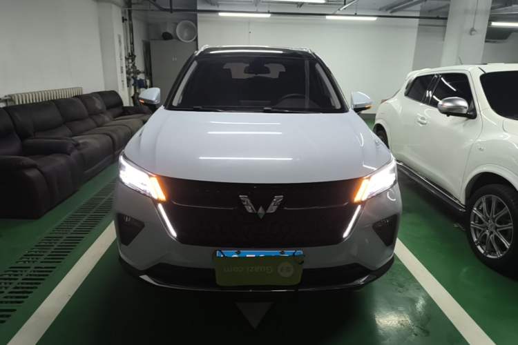 Used Wuling Asta 2022 2.0L DHT Electric-Speed Version Front
