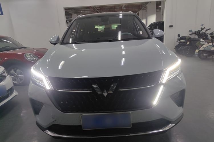 Used Wuling Asta 2022 2.0L DHT Electric-Speed Version Front