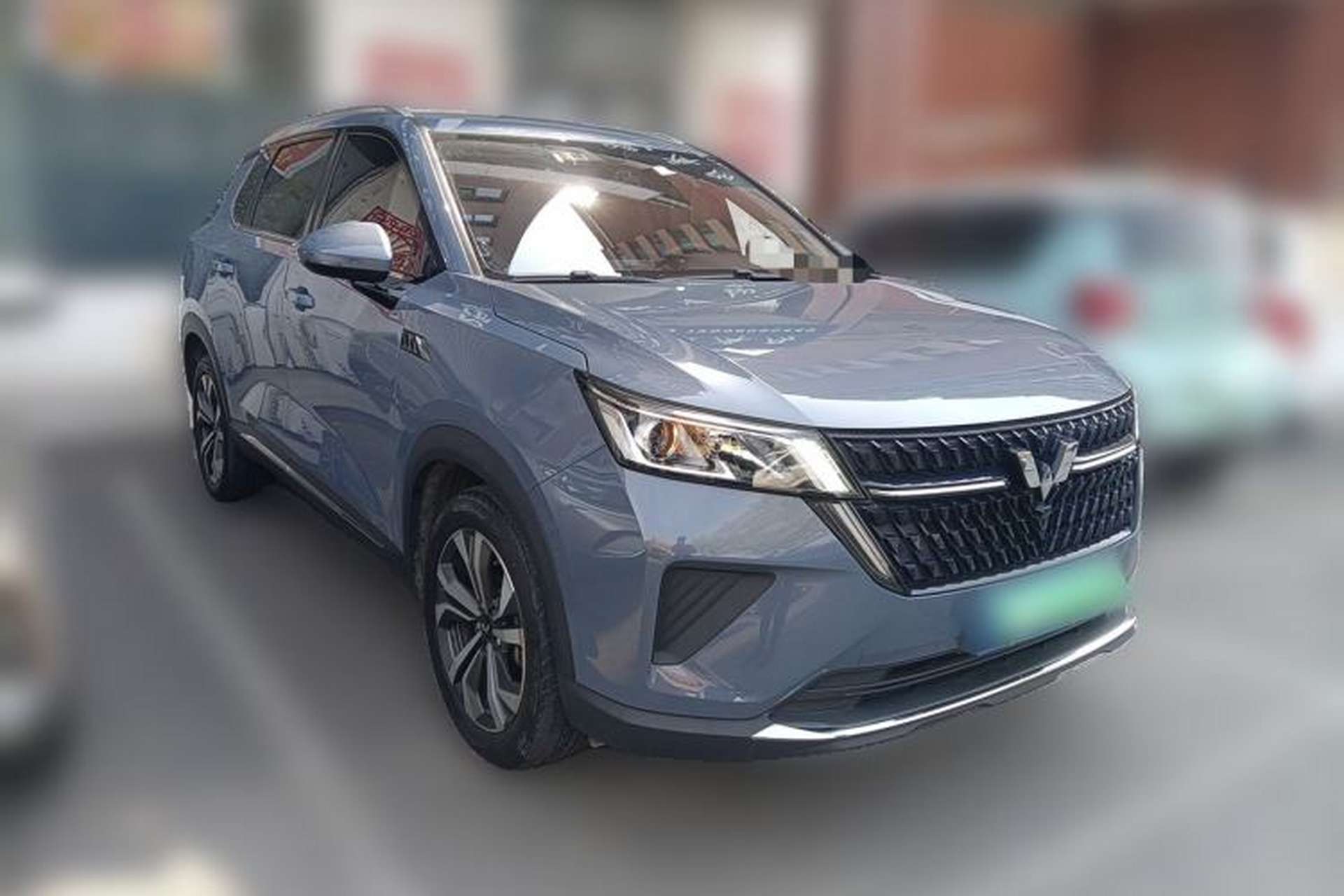 Used Wuling Asta 2022 2.0L DHT Electric Power Version Front Right 45 Deg
