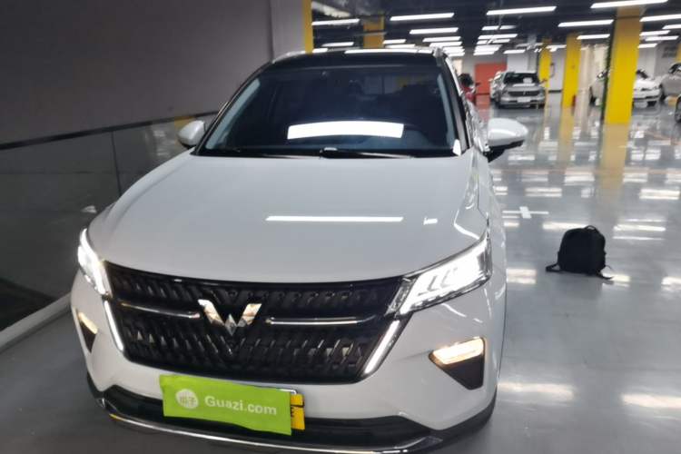 Used Wuling Asta 2022 2.0L DHT Electric-Speed Version Front