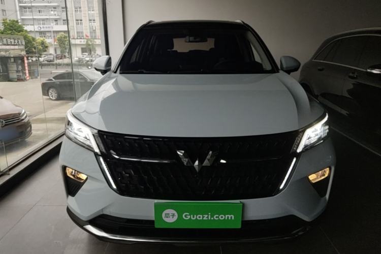 Used Wuling Asta 2022 2.0L DHT Electric-Speed Version Front
