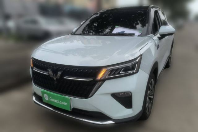 Used Wuling Asta 2022 2.0L DHT Electric-Speed Version