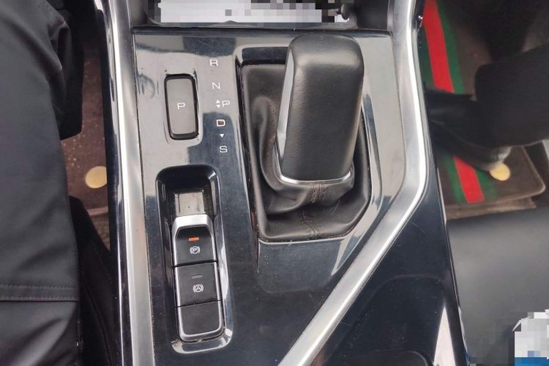 Used Wuling Asta 2022 2.0L DHT Electric-Speed Version Gear Lever