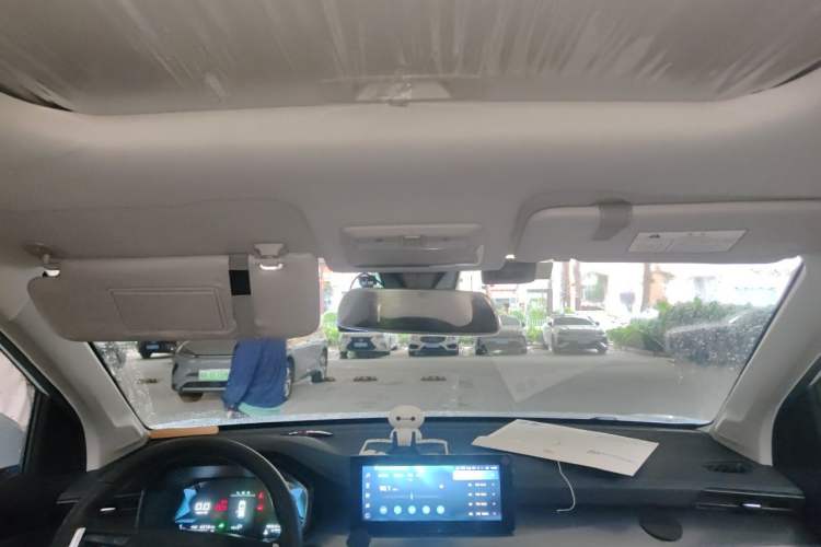 Used Wuling Asta 2022 2.0L DHT Electric-Speed Version Headliner