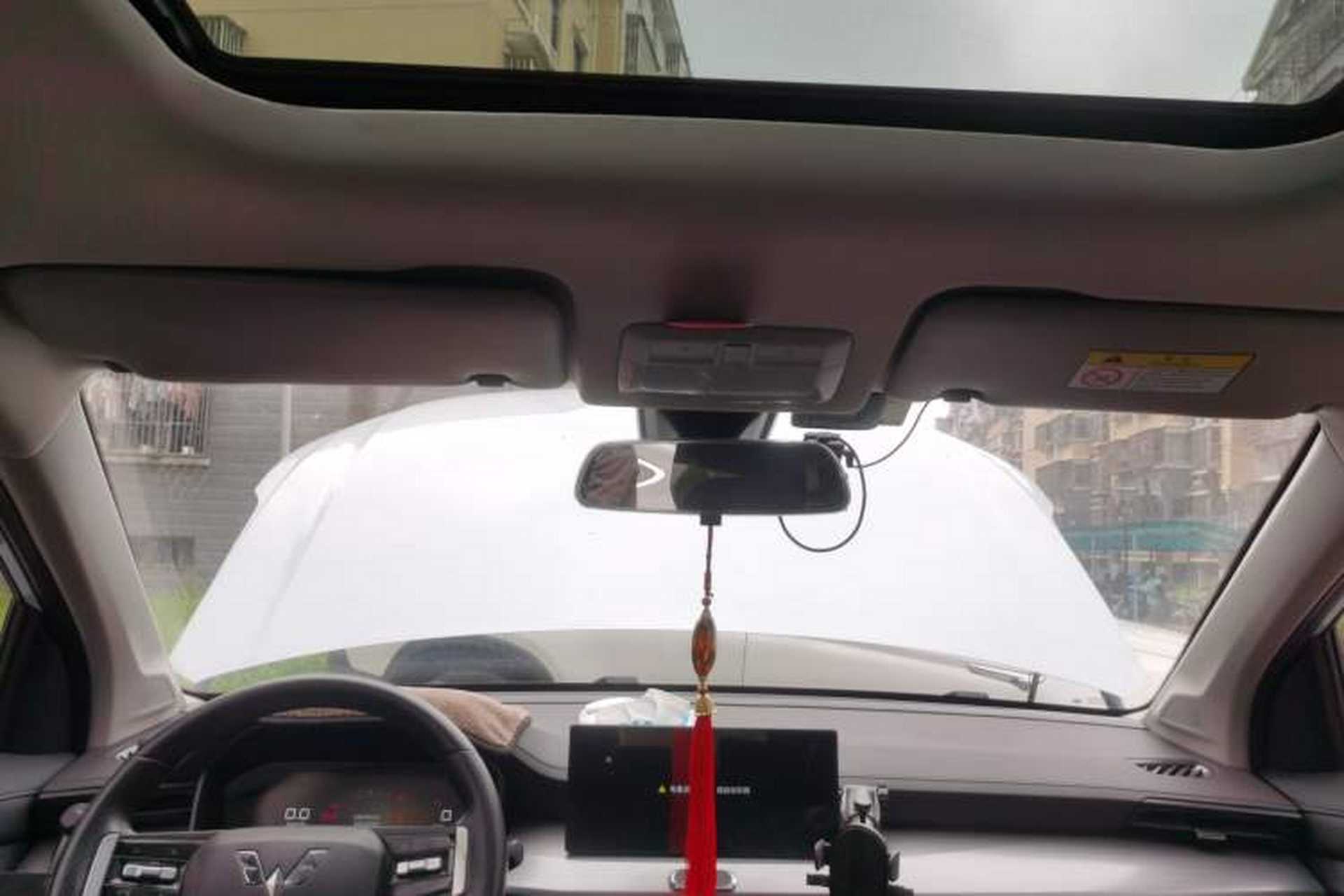 Used Wuling Asta 2022 2.0L DHT Electric-Speed Version Headliner