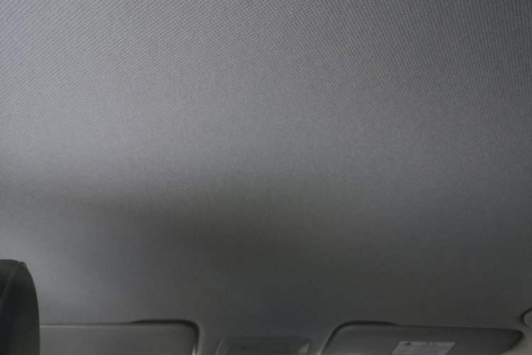 Used Wuling Asta 2022 2.0L DHT Electric Power Version Headliner