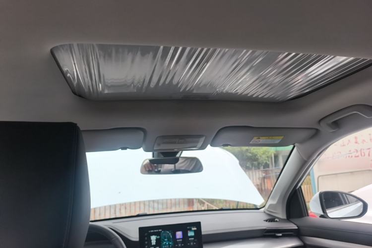 Used Wuling Asta 2022 2.0L DHT Electric-Speed Version Headliner