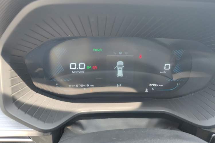 Used Wuling Asta 2022 2.0L DHT Electric-Speed Version Instrument Cluster