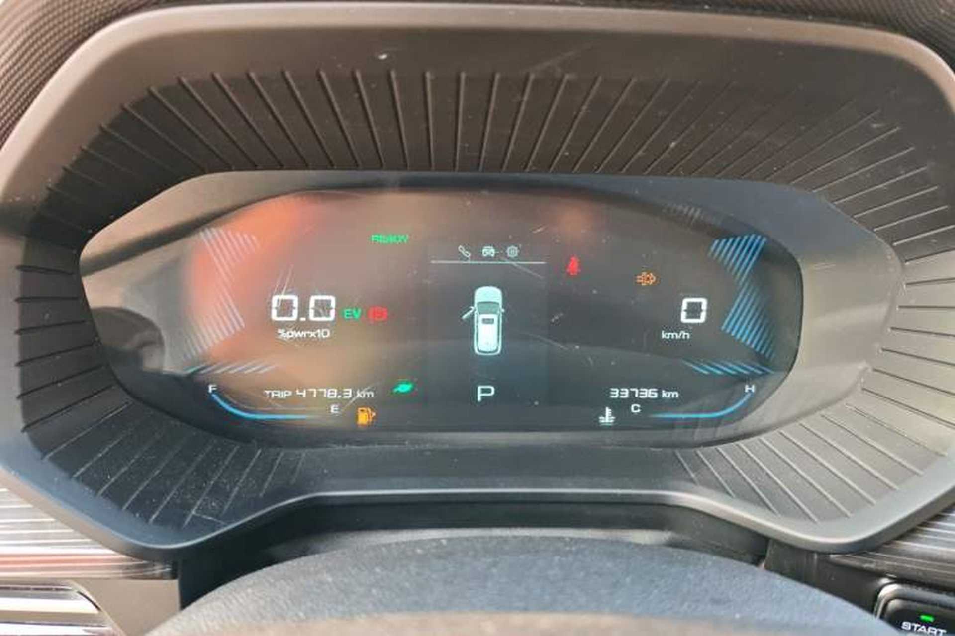 Used Wuling Asta 2022 2.0L DHT Electric-Speed Version Instrument Cluster