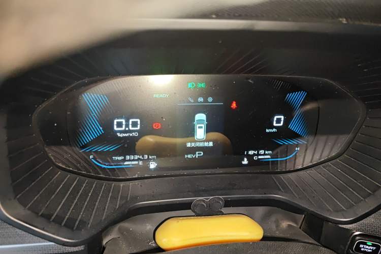 Used Wuling Asta 2022 2.0L DHT Electric-Speed Version Instrument Cluster
