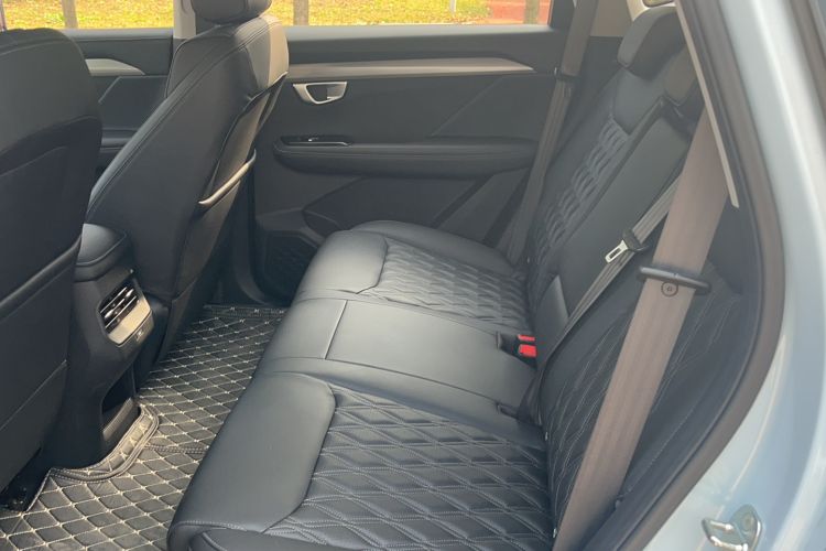 Used Wuling Asta 2022 2.0L DHT Electric-Speed Version Interior 1