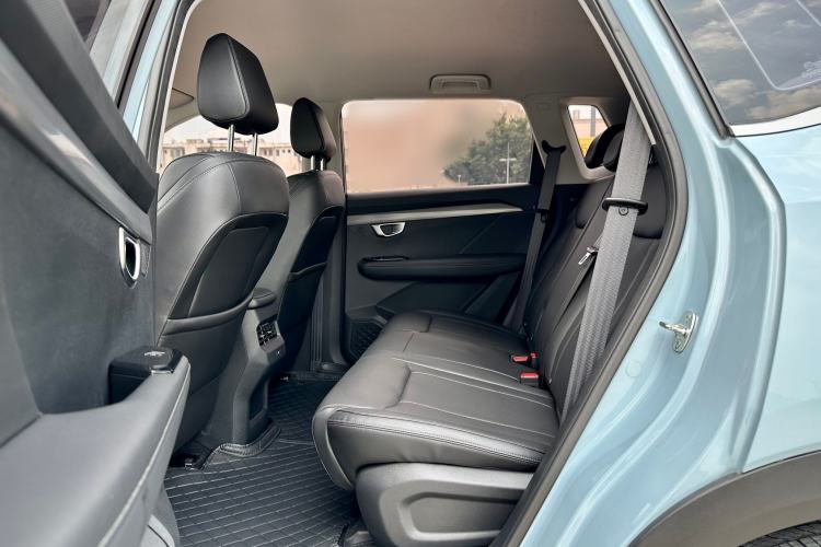 Used Wuling Asta 2022 2.0L DHT Electric Power Version Interior 2