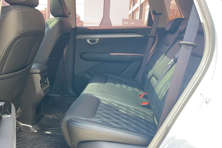 Used Wuling Asta 2022 2.0L DHT Electric-Speed Version Interior 3