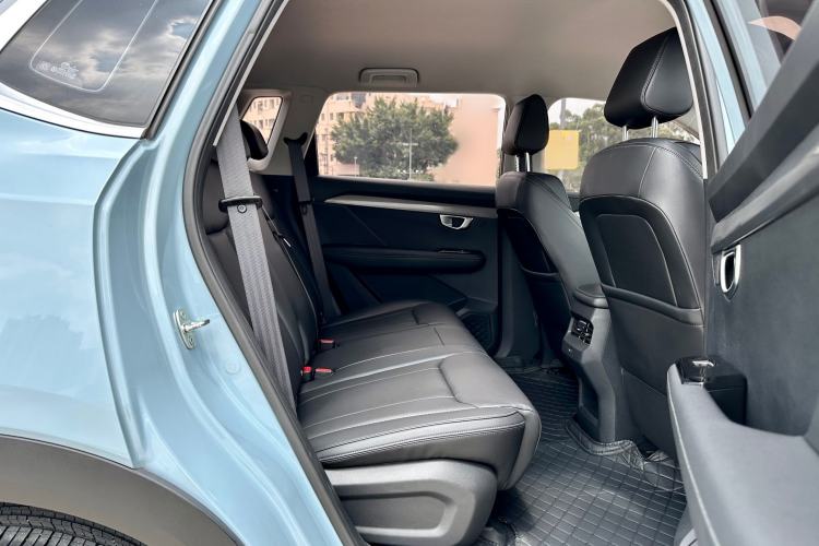 Used Wuling Asta 2022 2.0L DHT Electric Power Version Interior 9