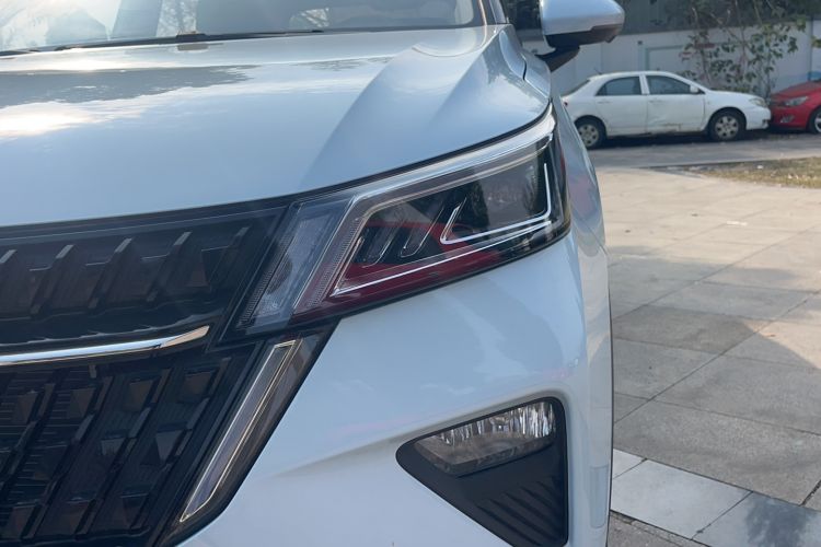 Used Wuling Asta 2022 2.0L DHT Electric-Speed Version Left Front Headlight