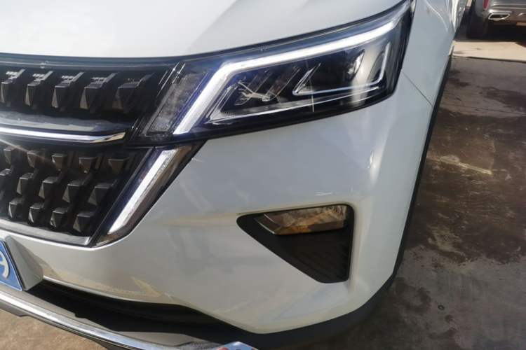 Used Wuling Asta 2022 2.0L DHT Electric-Speed Version Left Front Headlight