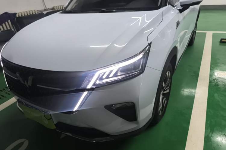Used Wuling Asta 2022 2.0L DHT Electric-Speed Version Left Front Headlight