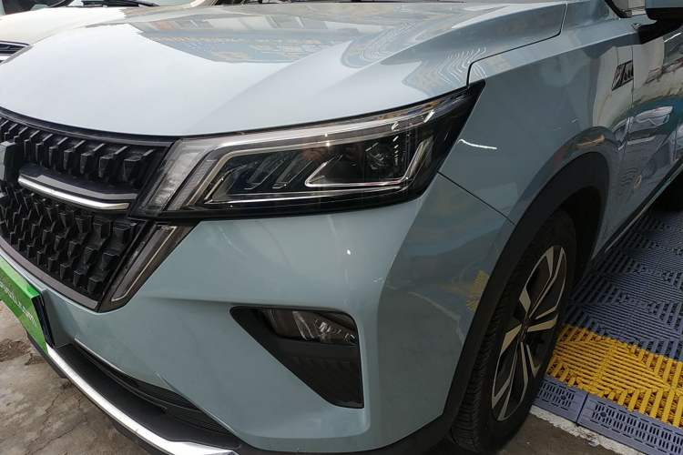 Used Wuling Asta 2022 2.0L DHT Electric-Speed Version Left Front Headlight