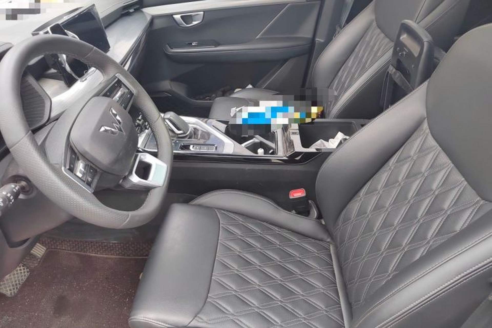 Used Wuling Asta 2022 2.0L DHT Electric-Speed Version Left Front Seat