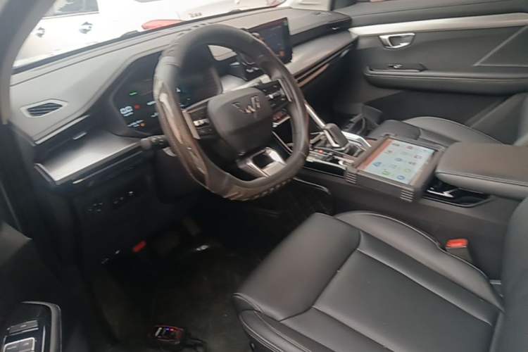 Used Wuling Asta 2022 2.0L DHT Electric Power Version Left Front Seat