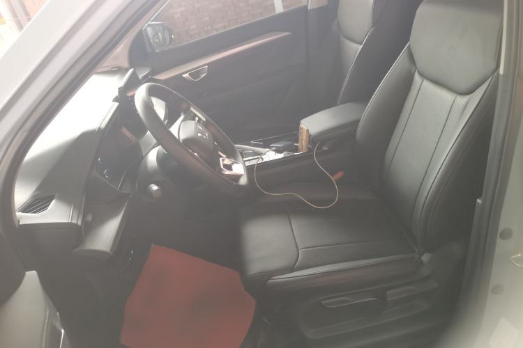 Used Wuling Asta 2022 2.0L DHT Electric Power Version Left Front Seat