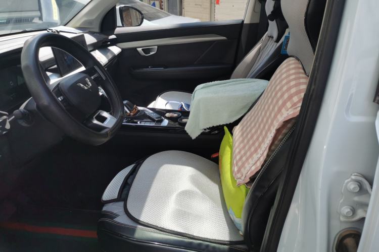 Used Wuling Asta 2022 2.0L DHT Electric-Speed Version Left Front Seat