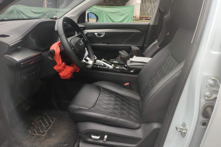Used Wuling Asta 2022 2.0L DHT Electric-Speed Version Left Front Seat