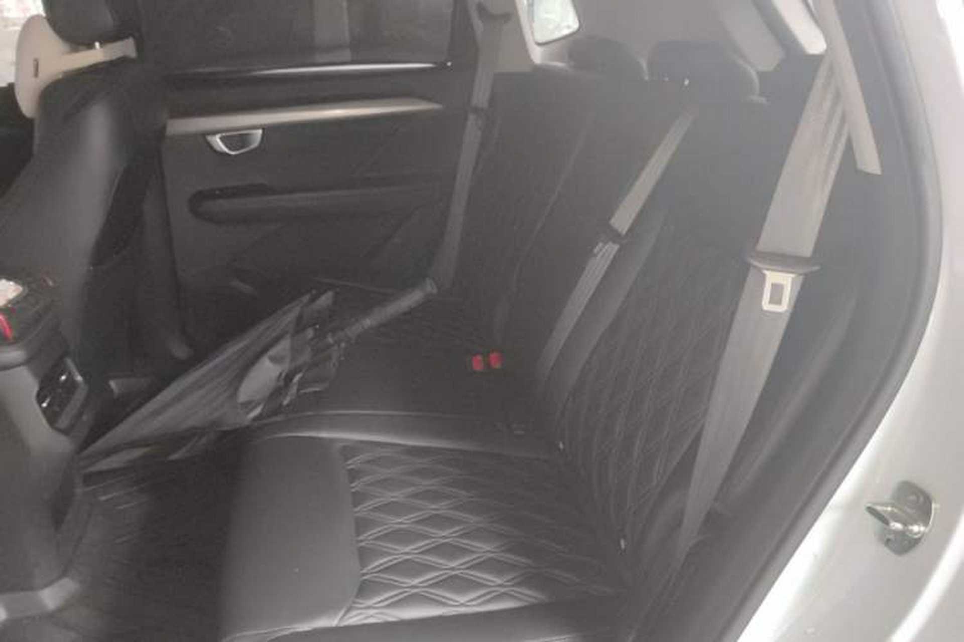 Used Wuling Asta 2022 2.0L DHT Electric-Speed Version Left Rear Seat