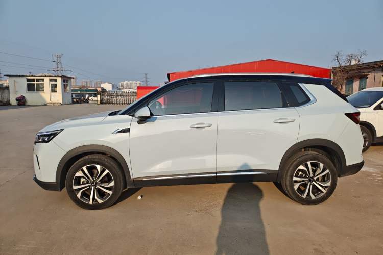 Used Wuling Asta 2022 2.0L DHT Electric-Speed Version Left Side
