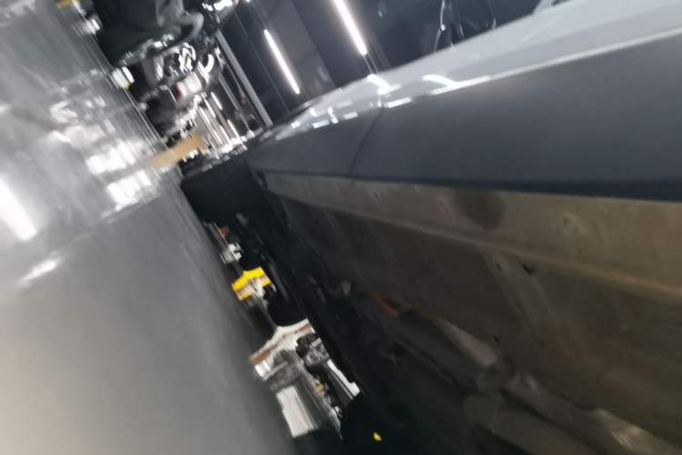 Used Wuling Asta 2022 2.0L DHT Electric-Speed Version Left Side Sill