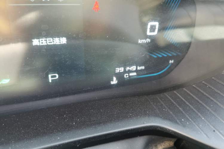 Used Wuling Asta 2022 2.0L DHT Electric-Speed Version Odometer Close Up