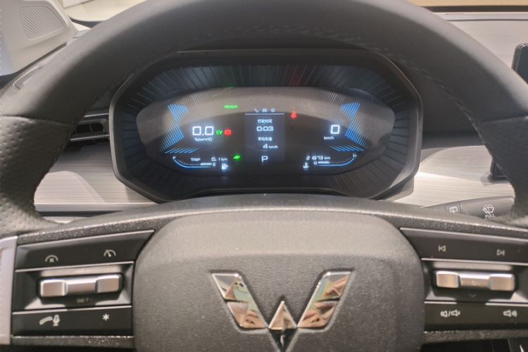 Used Wuling Asta 2022 2.0L DHT Electric-Speed Version Odometer Close Up