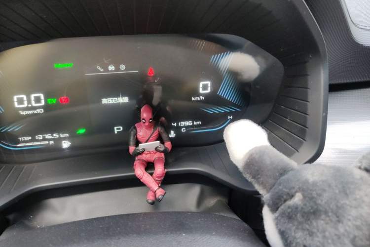 Used Wuling Asta 2022 2.0L DHT Electric-Speed Version Odometer Close Up