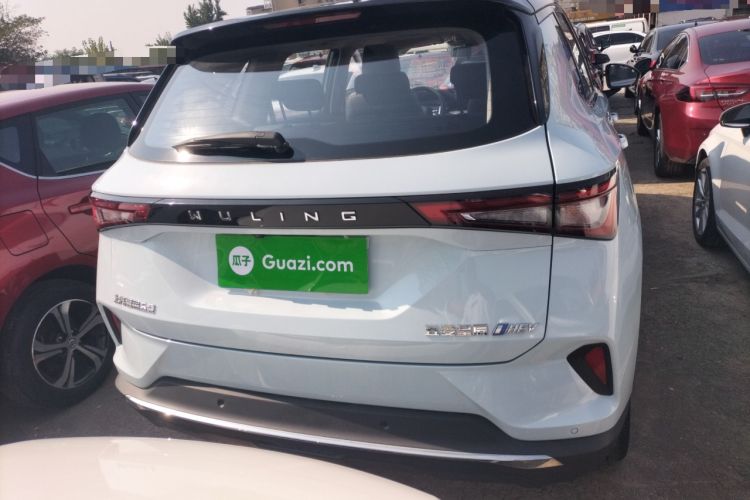 Used Wuling Asta 2022 2.0L DHT Electric-Speed Version Rear