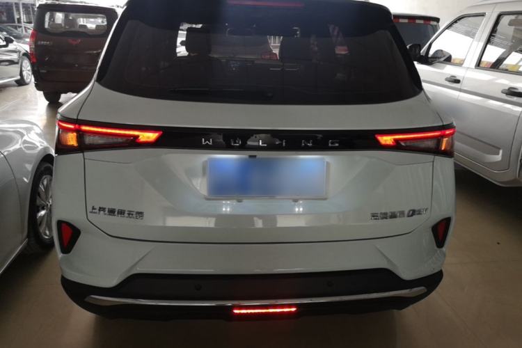 Used Wuling Asta 2022 2.0L DHT Electric-Speed Version Rear