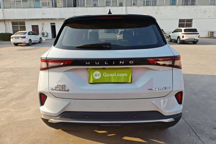 Used Wuling Asta 2022 2.0L DHT Electric-Speed Version Rear