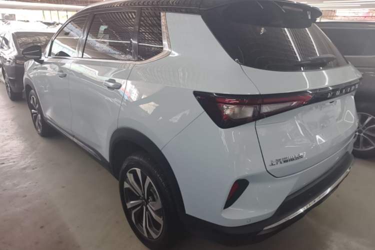 Used Wuling Asta 2022 2.0L DHT Electric-Speed Version Rear Left 45 Deg