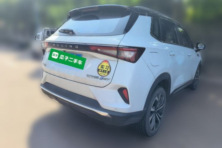 Used Wuling Asta 2022 2.0L DHT Electric-Speed Version Rear Right 45 Deg