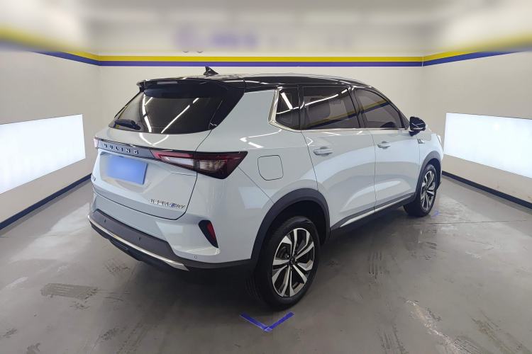 Used Wuling Asta 2022 2.0L DHT Electric-Speed Version Rear Right 45 Deg