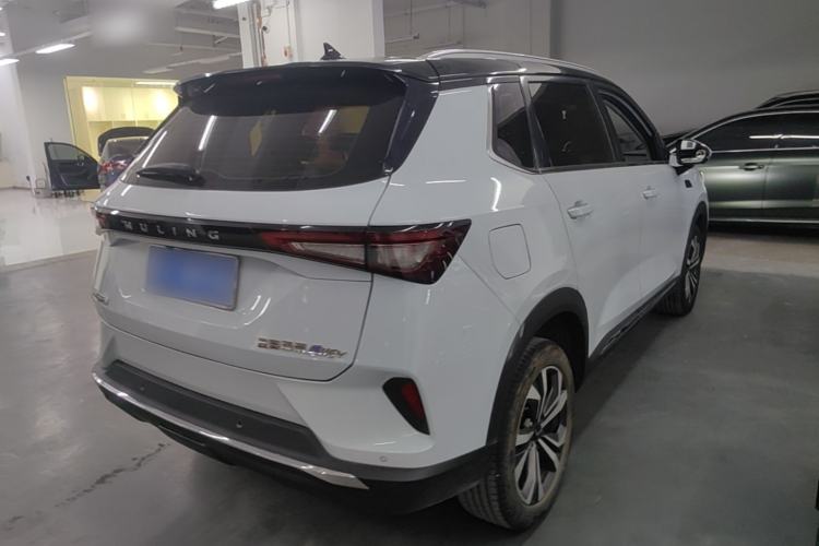 Used Wuling Asta 2022 2.0L DHT Electric-Speed Version Rear Right 45 Deg