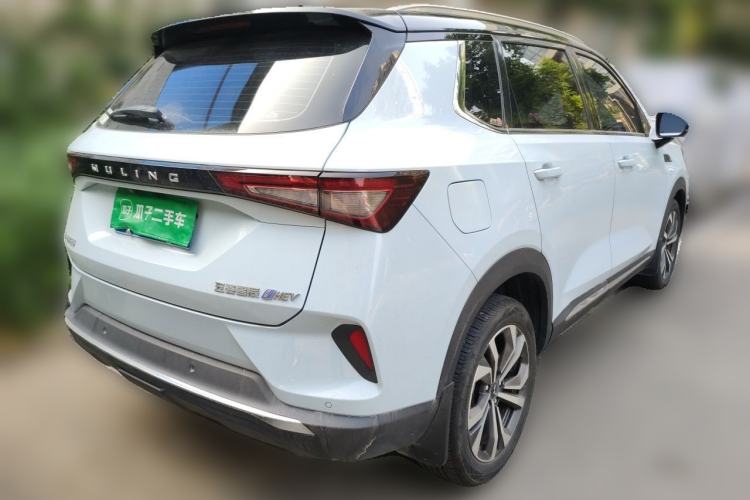 Used Wuling Asta 2022 2.0L DHT Electric-Speed Version Rear Right 45 Deg