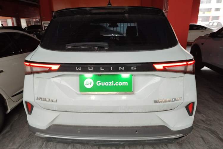 Used Wuling Asta 2022 2.0L DHT Electric-Speed Version Rear