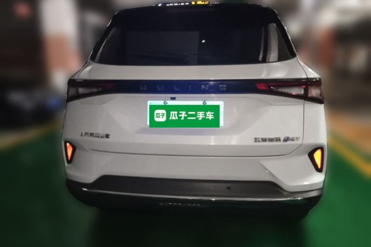 Used Wuling Asta 2022 2.0L DHT Electric-Speed Version Rear