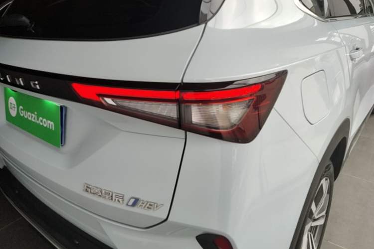 Used Wuling Asta 2022 2.0L DHT Electric-Speed Version Right Rear Taillight