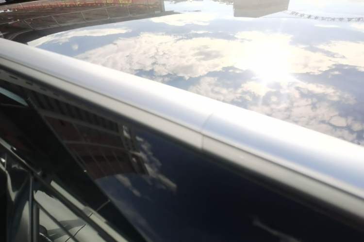Used Wuling Asta 2022 2.0L DHT Electric-Speed Version Roof