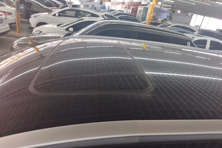 Used Wuling Asta 2022 2.0L DHT Electric-Speed Version Roof