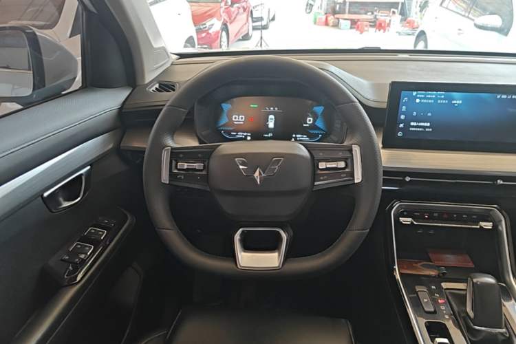 Used Wuling Asta 2022 2.0L DHT Electric-Speed Version Steering Wheel